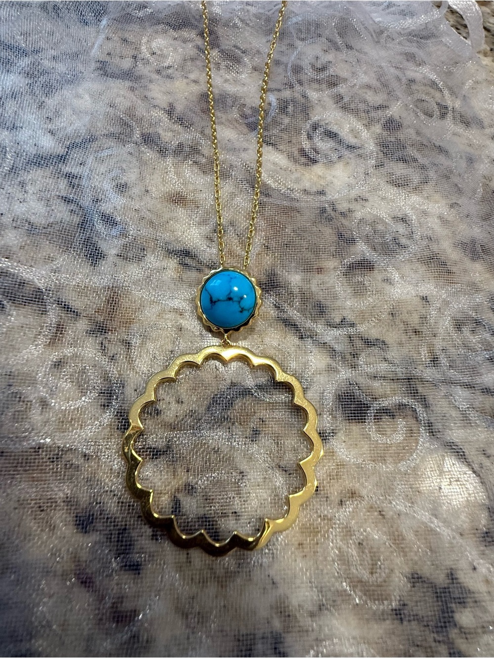 Turquoise & gold toned pendant chain line necklace - Picture 7 of 9